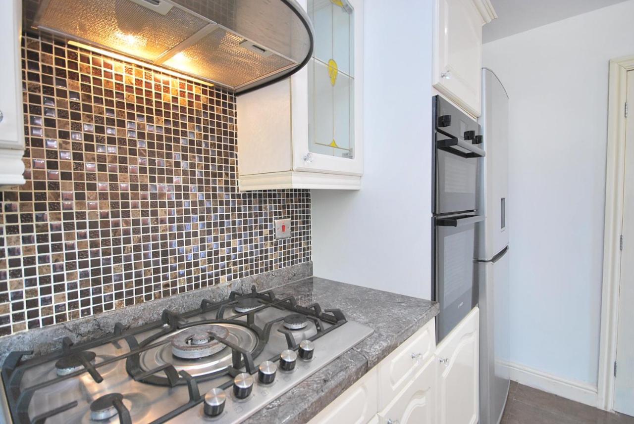 Lostock Entire And Exclusive Four Bed Detached Villa المظهر الخارجي الصورة